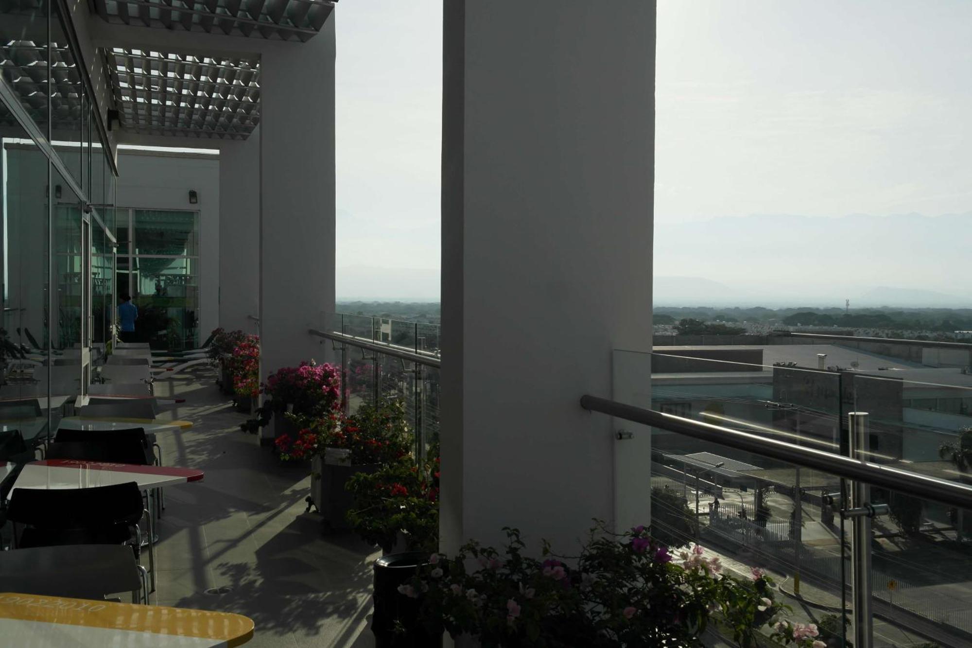 فندق فندق هامبتون باي هيلتون فاليدوبار كولومبيا المظهر الخارجي الصورة